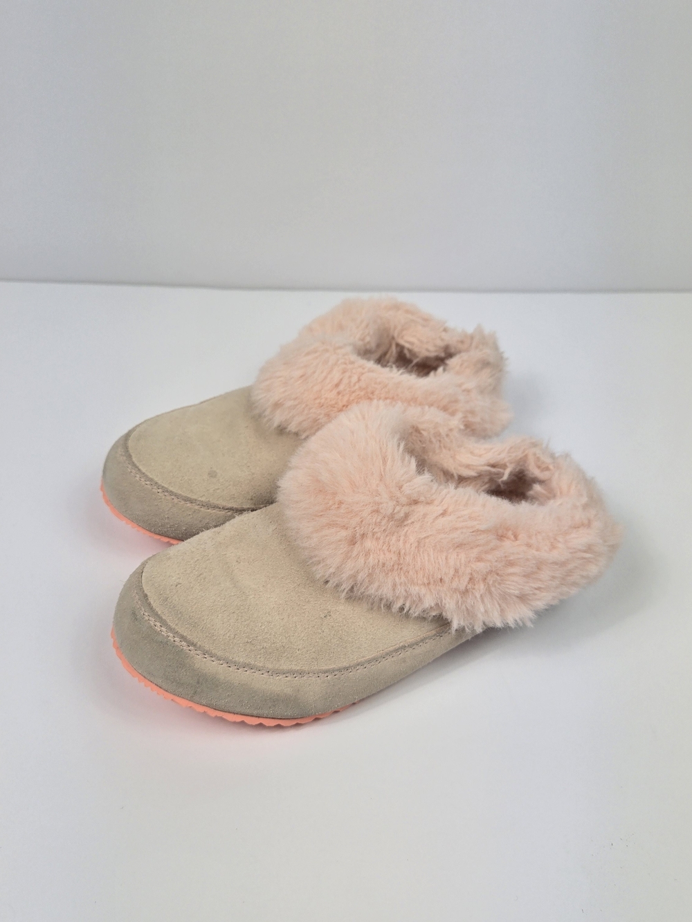 Sorel Nakiska Suede Faux Fur Slippers Pink Beige Women’s Size 5